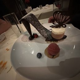 Who could resist getting the slipper dessert? I know I couldn't.