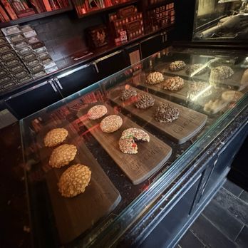 Gideon's Bakehouse - Bakeries Near Me - Lake Buena Vista, Florida
