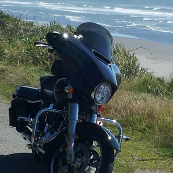 Freedom Shields - 9" Smoke windshield on my 2014 FLHXS. - Motorcycle Parts & Supplies Near Me - Pine, Colorado