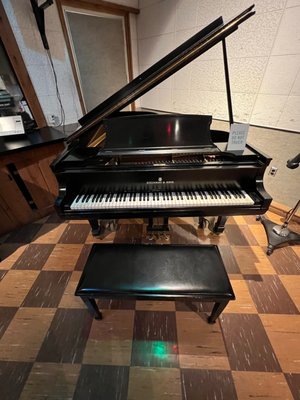 Historic RCA Studio B by null