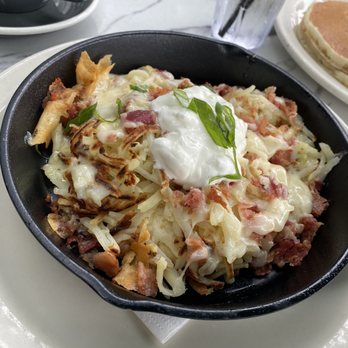 Martha's - Potato frittata skillet - American Near Me - Hermosa Beach, California