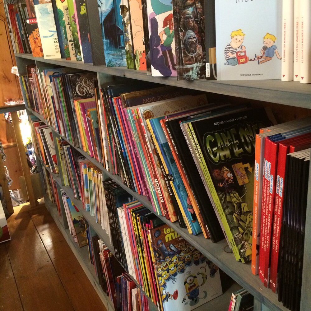 Librairie Carpe Diem - Bookstores Near Me - Mont-Tremblant, Quebec