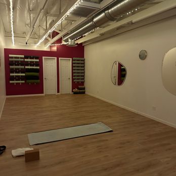 Ekam Yoga Studio - Yoga Near Me - Phoenix, Arizona Ekam Yoga Studio - Yoga Near Me - Phoenix, Arizona