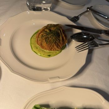 Delmonico's - Maine Crab Cake - Steakhouses Near Me - New York, New York Delmonico's - Maine Crab Cake - Steakhouses Near Me - New York, New York