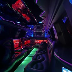 Súper Stretch Escalade Limo