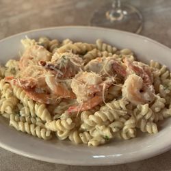 D'Aurelios - Delicious and comforting shrimp scampi in October 2022.