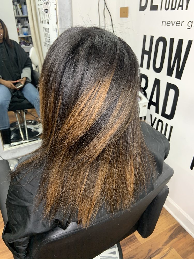 CHEEKY SALON Updated May 2024 2551 N Clark St, Chicago, Illinois