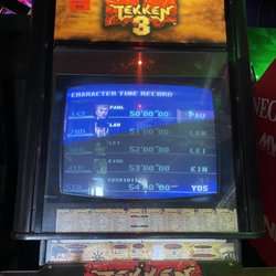 Realms - How awesome to see a working copy of Tekken 3! I was a little rusty this time, but I used to be really good!