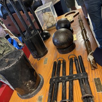 USS Constitution - Cannon loading / war tool education - Landmarks & Historical Buildings Near Me - Boston, Massachusetts