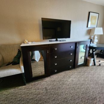 Baymont by Wyndham Tehachapi - Entertainment center with fridge and micro hidden - Hotels Near Me - Tehachapi, California Baymont by Wyndham Tehachapi - Entertainment center with fridge and micro hidden - Hotels Near Me - Tehachapi, California