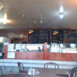 Toto's Pizzeria - Counter