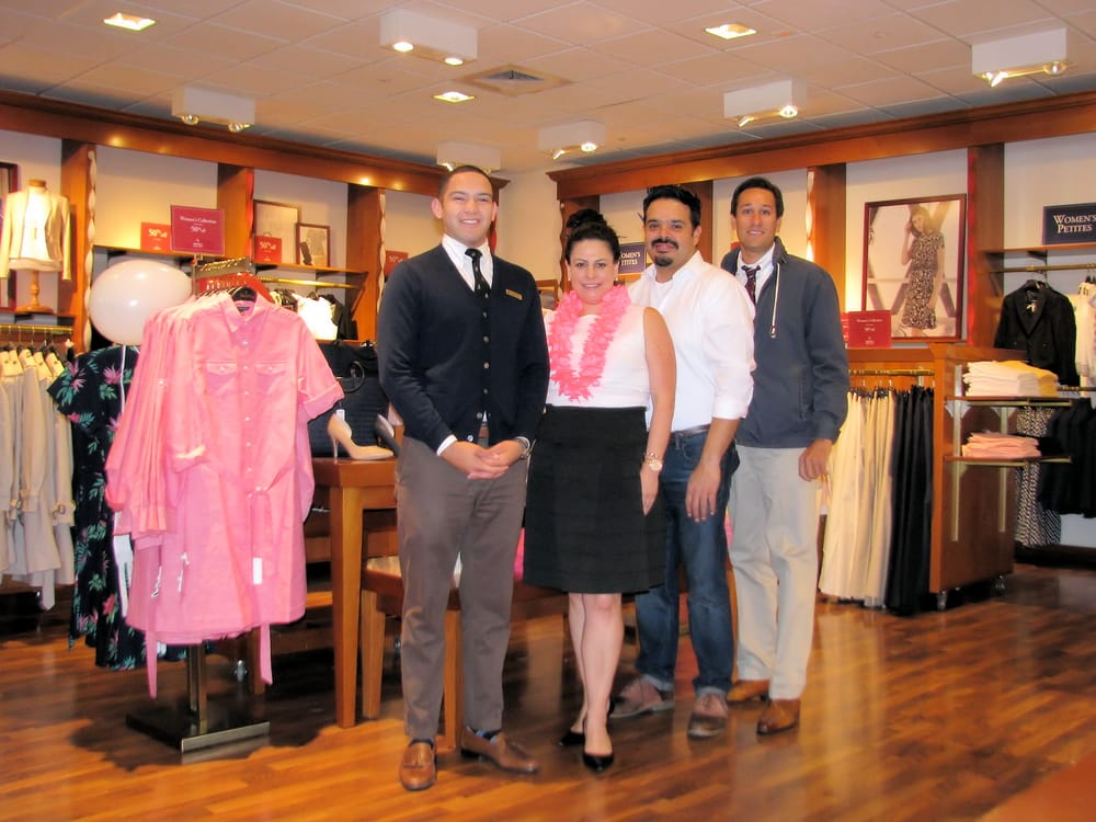 BROOKS BROTHERS FACTORY OUTLET Updated August 2024 10 Photos & 35