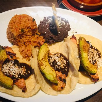 Adobo Grill - Chicken tacos - Mexican Near Me - Chicago, Illinois