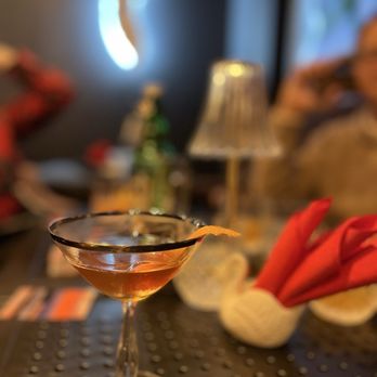 Yana's Speakeasy - Cocktail Bars Near Me - Highland Park, Illinois
