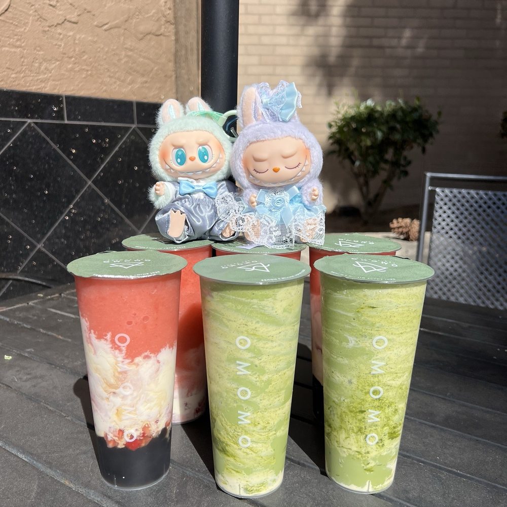 OMOMO Tea Shoppe  - Strawberry tornado, omomo matcha - Bubble Tea Near Me - Brea, California