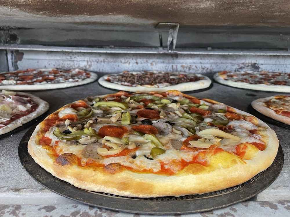 Marina’s Family Italian Restaurant Logo