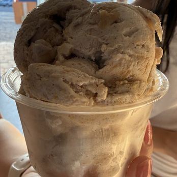 The Woohoo - Declaration of delicious flavor - Ice Cream & Frozen Yogurt Near Me - Beach Haven, New Jersey