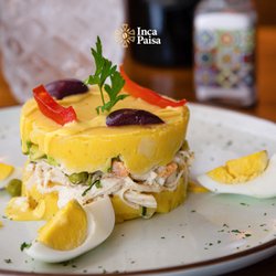 Inca Paisa - Did you know that the chicken causa is a traditional dish of Peruvian gastronomy?
Come and enjoy its exquisite flavor