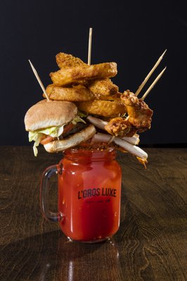 L'Gros Luxe Québec by null