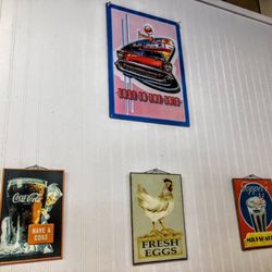 American Waffle House - Wall decor