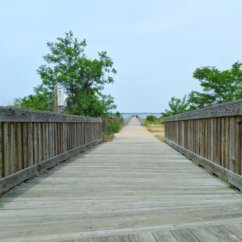 Old Bridge Waterfront Park - Parks Near Me - Laurence Harbor, New Jersey
