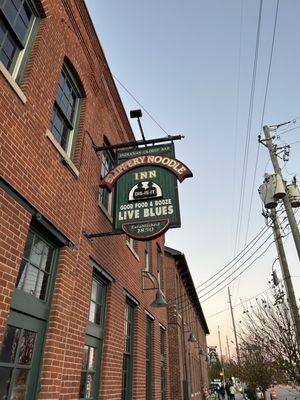 Slippery Noodle Inn by null