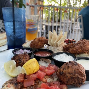 Hobo's Cafe - Seafood combo - New American Near Me - Key Largo, Florida