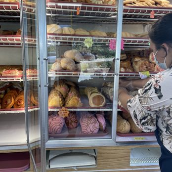 Sweet Bakery - a woman wearing a face mask - Bakeries Near Me - Rockville, Maryland Sweet Bakery - a woman wearing a face mask - Bakeries Near Me - Rockville, Maryland