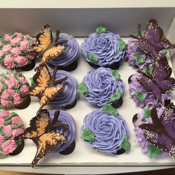 Cakes By Imelda FIlip - a box of cupcakes - Desserts Near Me - Shavertown, Pennsylvania Cakes By Imelda FIlip - a box of cupcakes - Desserts Near Me - Shavertown, Pennsylvania