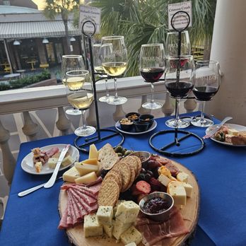 Well Hung Vineyard - Wine Bars Near Me - Charleston, South Carolina Well Hung Vineyard - Wine Bars Near Me - Charleston, South Carolina