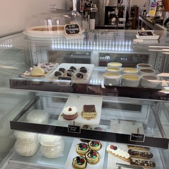 Mayte Sweets - Pastries - Patisserie/Cake Shop Near Me - New Bern, North Carolina