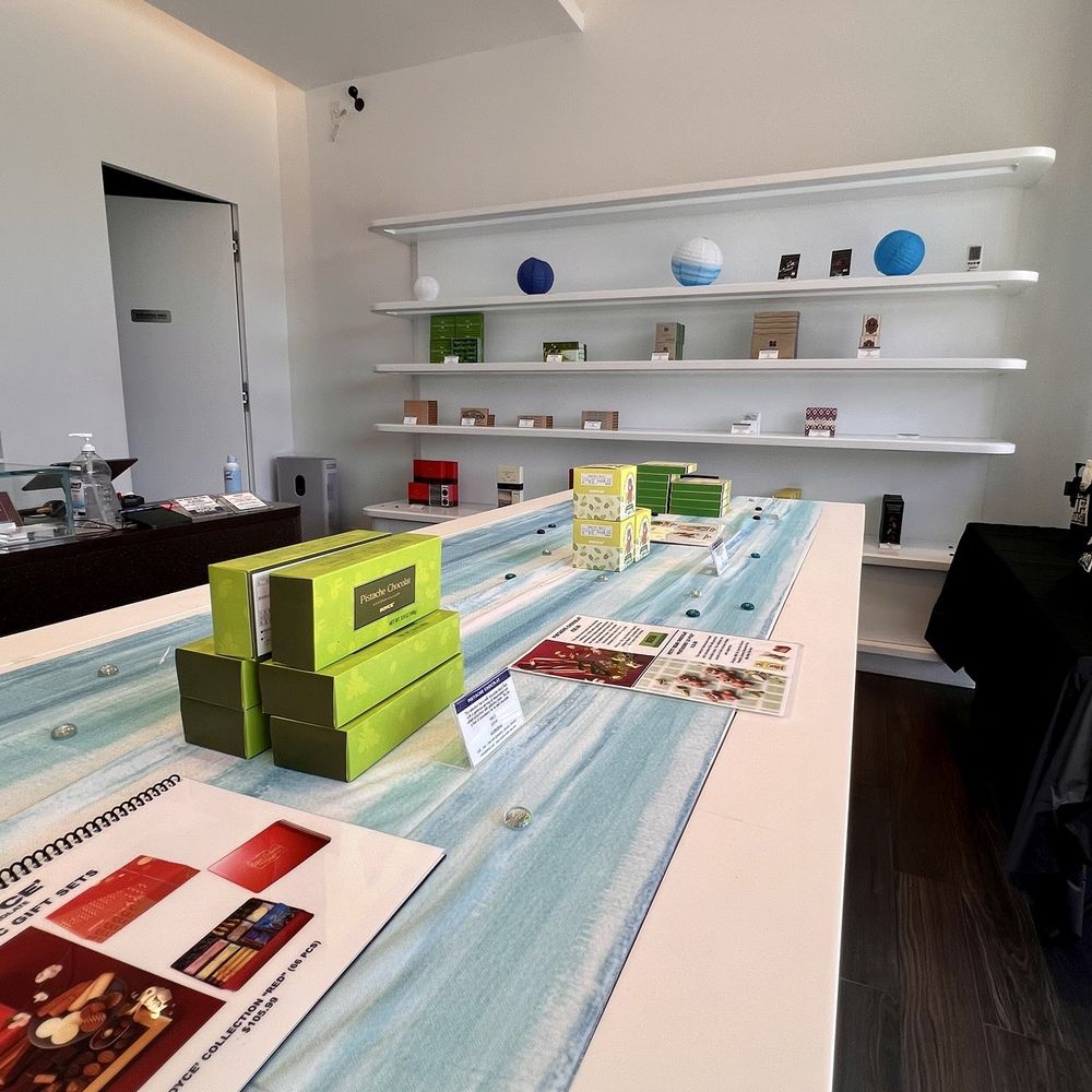 Community Experience: ROYCE' Chocolate - Yelp Events Near Me - Houston, Texas
