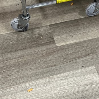 Always Washing - Cigarette butts on the floor. - Laundromat Near Me - Pittsburgh, Pennsylvania Always Washing - Cigarette butts on the floor. - Laundromat Near Me - Pittsburgh, Pennsylvania