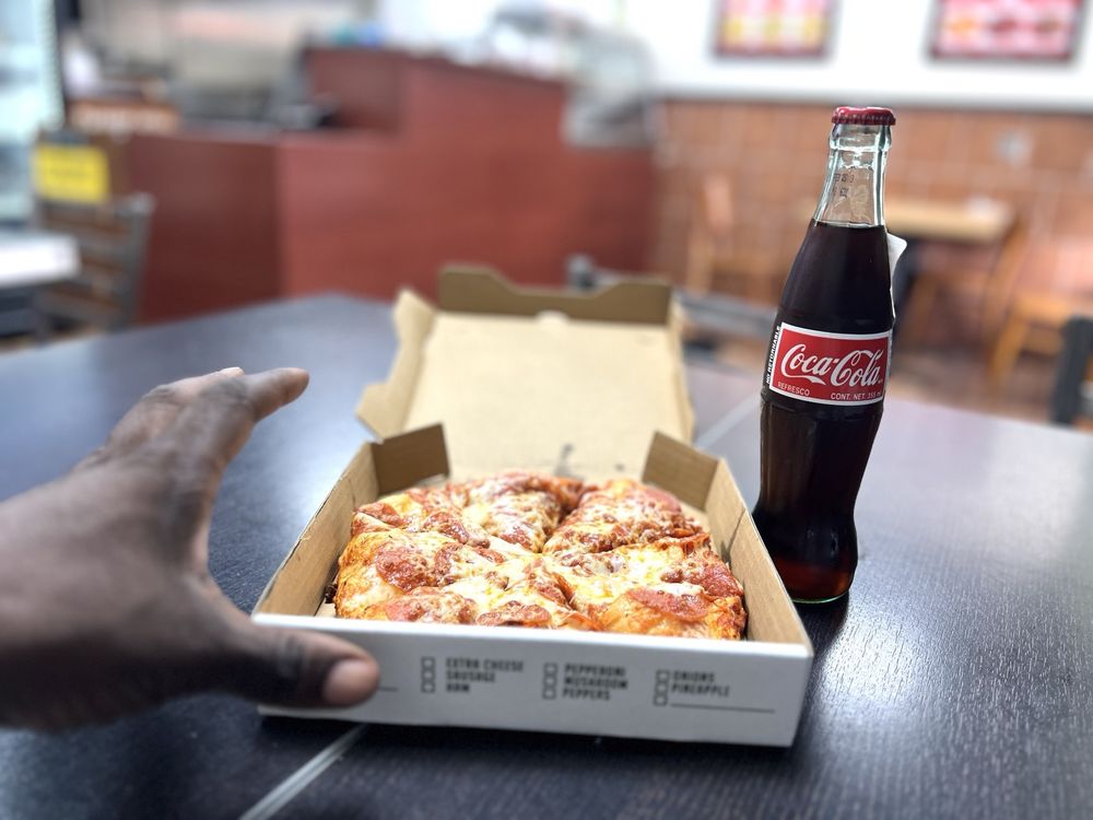 5 star pizza near me