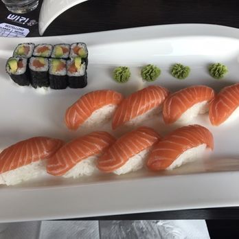 WIP Sushi Lounge - Salmon/avocado maki roll, salmon nigiri roll - Sushi Bars Near Me - Stuttgart, BW
