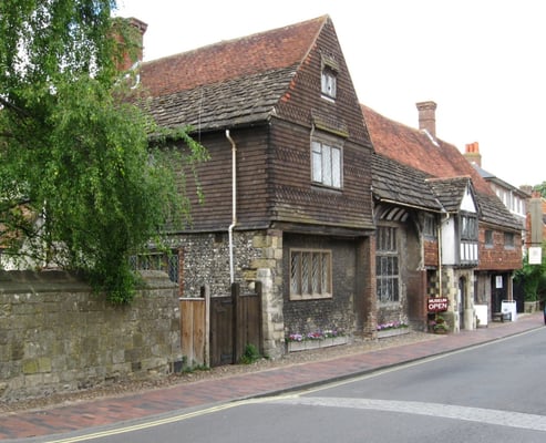 Anne of Cleves House Museum by null