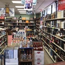 Riviera Liquors & Lounge - Wide selections of wine, whiskey, rum, and more. Also top shelf selections too