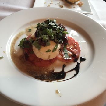 Café Red - Mozzarella tomato - Italian Near Me - Kings Park, New York