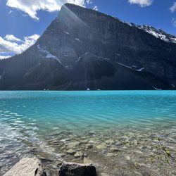 Trappers Mountain Grill - Lake louise...
