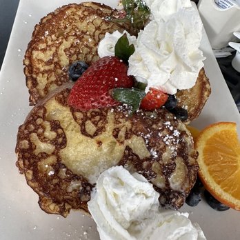 Vic's - French Toast - Breakfast & Brunch Near Me - Martinez, California Vic's - French Toast - Breakfast & Brunch Near Me - Martinez, California