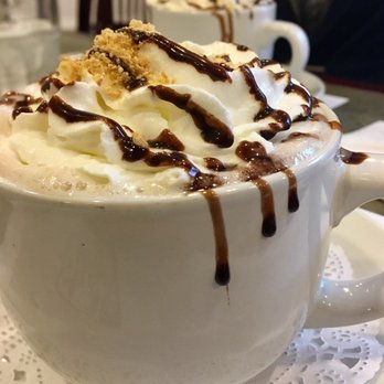 Turning Point - S'mores hot chocolate with Reese's hot chocolate in the back - Breakfast & Brunch Near Me - Westfield, New Jersey
