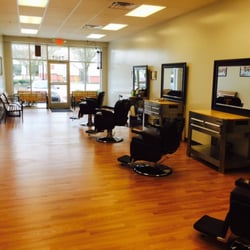 Lloyds Barbershop Always Fresh