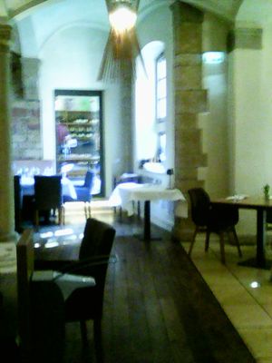 LEOPOLD Restaurant im Weingut von Winning by null