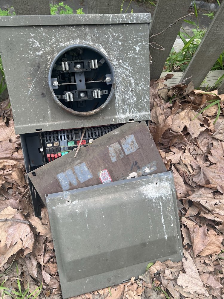 Slide of Major Electric