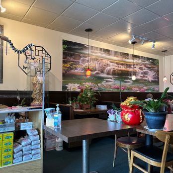 Wah Fu Chinese Restaurant - Love the wall mural - Chinese Near Me - Cleveland, Ohio