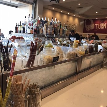 Hash Kitchen - Very nice and open bar area - Breakfast & Brunch Near Me - Scottsdale, Arizona