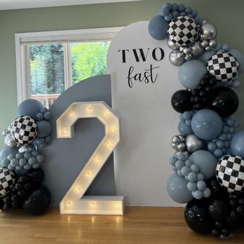 Pretty Girl Pops - Balloon Services Near Me Pretty Girl Pops - Balloon Services Near Me