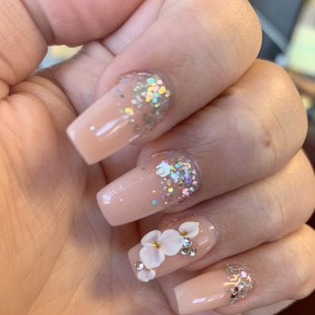 Lily Nail Bar - Nail Salons Near Me - Farragut, Tennessee Lily Nail Bar - Nail Salons Near Me - Farragut, Tennessee