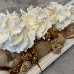 Lake Effect Artisan Ice Cream - Caramel Corn Crunch