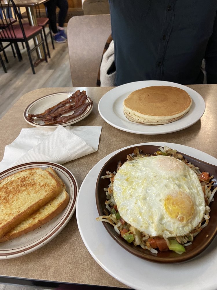 SPRING GARDEN CAFE Breakfast & Brunch 600 central Ave, Nebraska